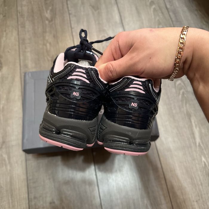 new balance 1906 black/pink кросівки оригінал