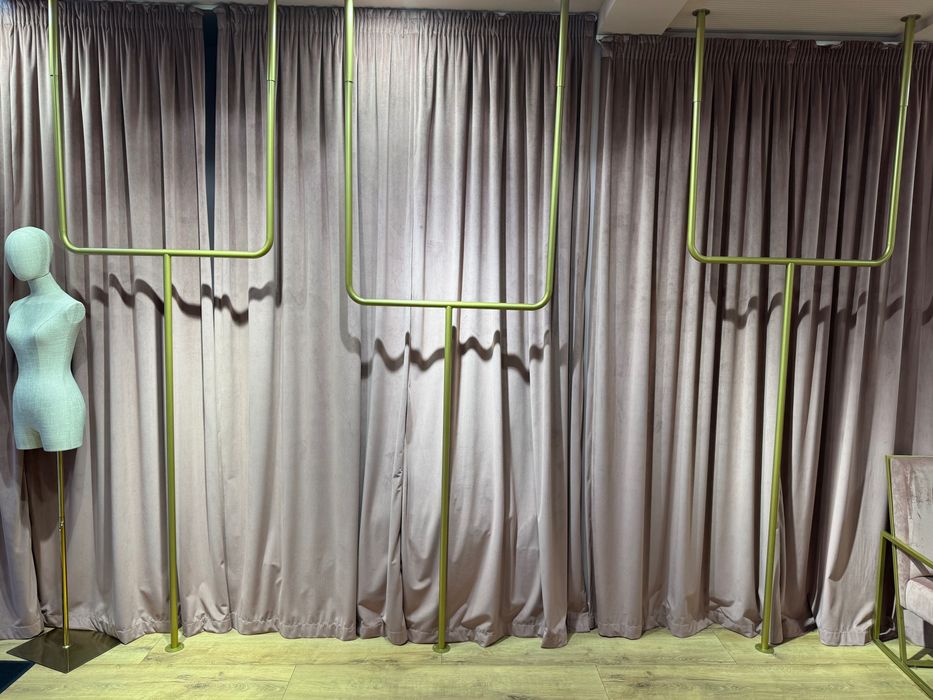 Venda recheio de loja dourada