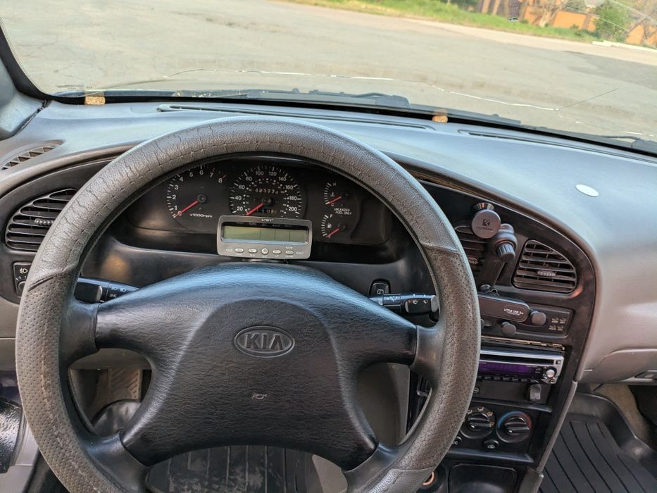 Kia Shuma 1999 газ/бензин