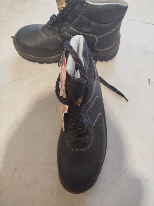 Черевики робочі нові