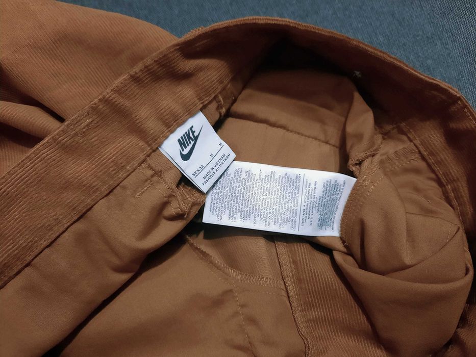 Штани Nike Corduroy