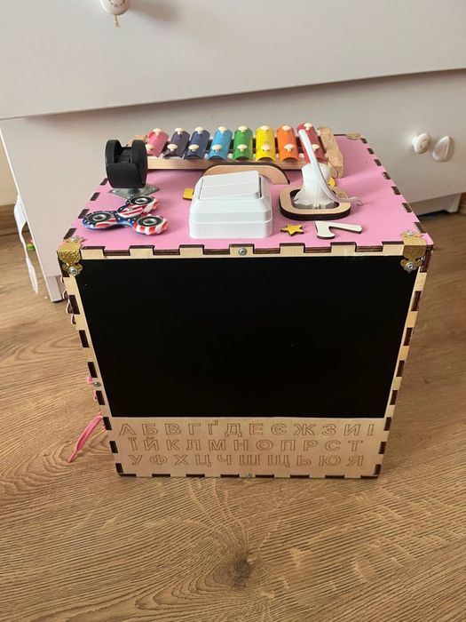 Бізікуб  дитячий