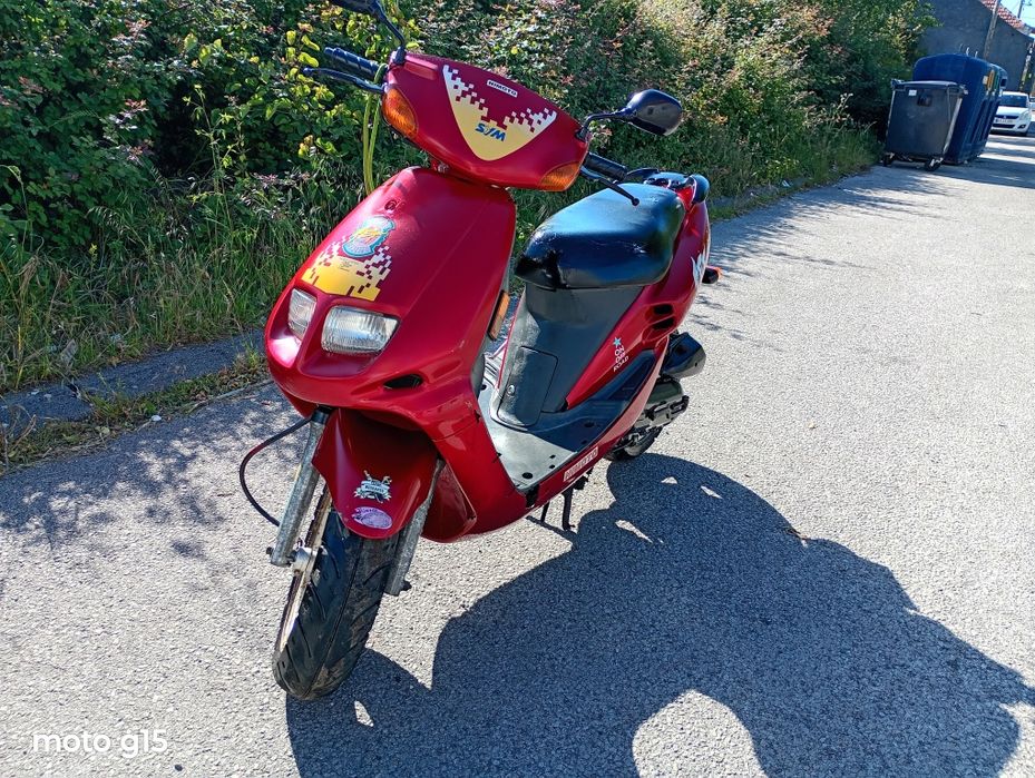 SYM  scooter 50cc muito boa