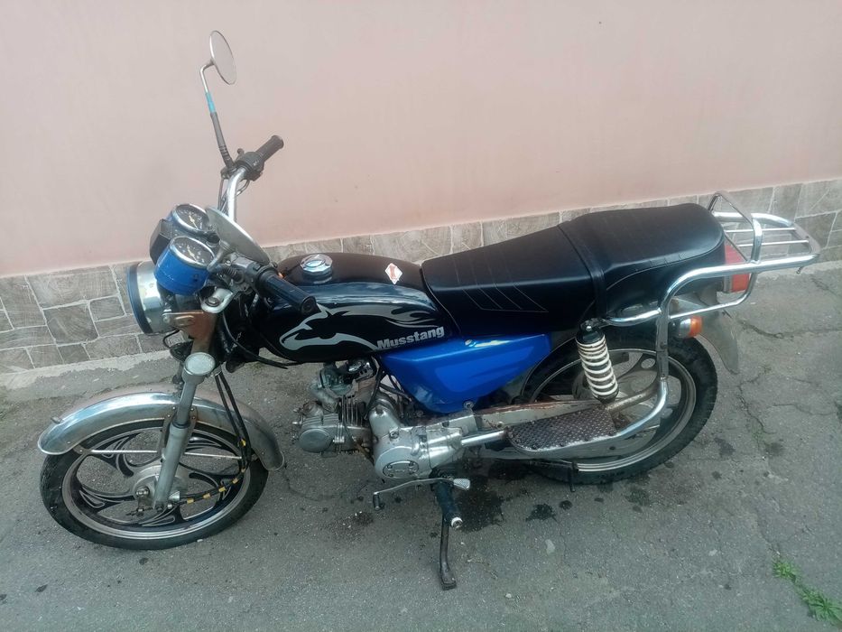 Продам на запчастини мопед Альфа.