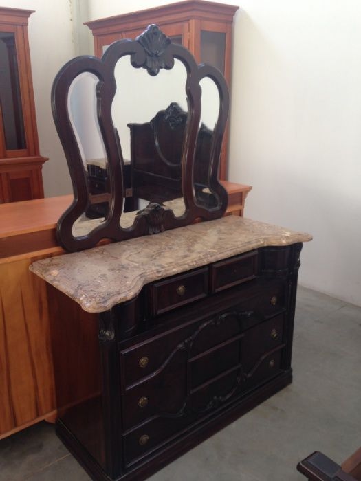 Quarto casal em Nogueira completo