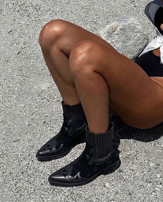 Шкіряні козаки чорні вінтаж