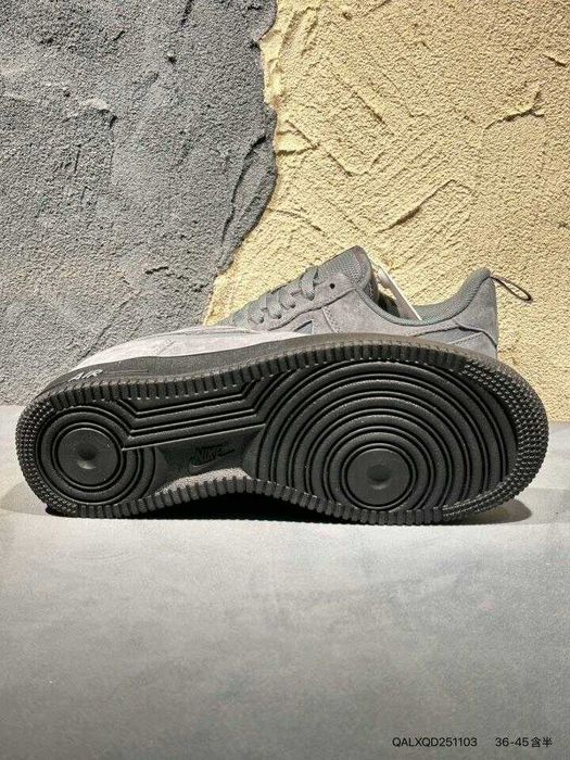 Air_ Force_ 1 Low_ '07 Grey R.41