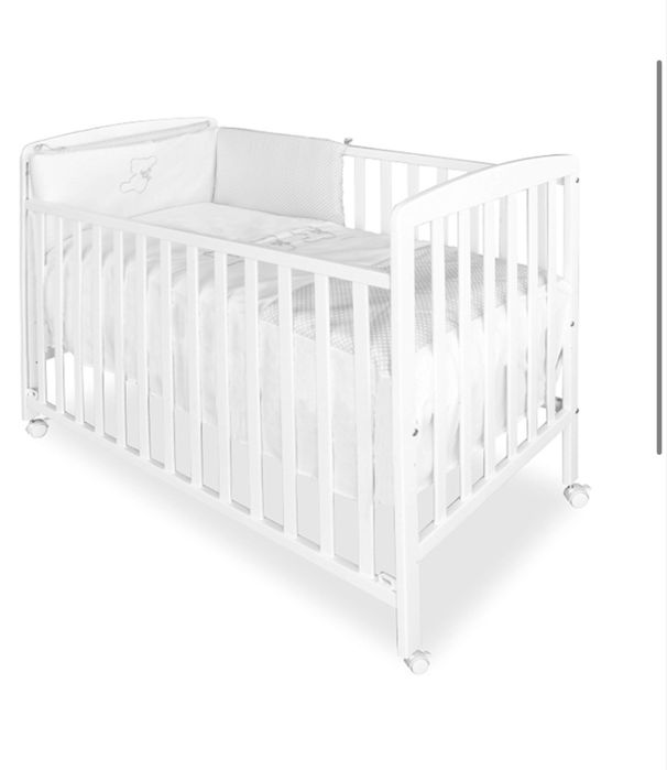 Cama bebé madeira lacada a branco
