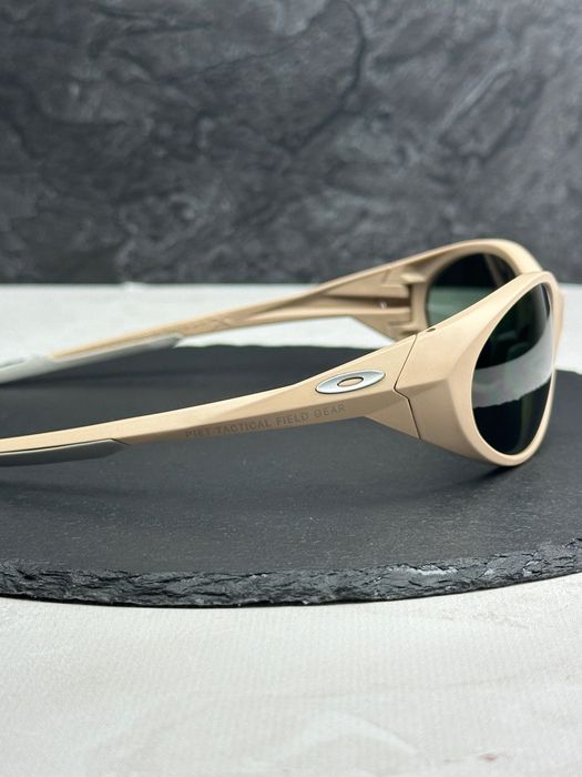 Сонцезахисні окуляри Oakley Eye Jacket Redux бежеві темна лінза поляризовані чоловічі