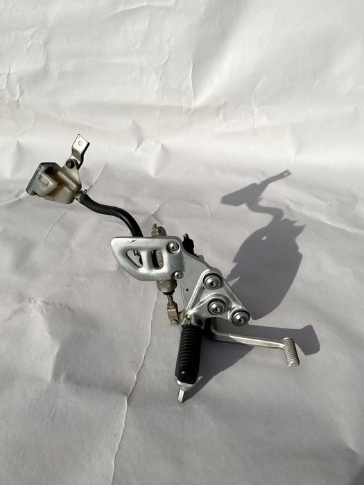 Peças Originais Suzuki GSXR 1300 Hayabusa, Ano 2000