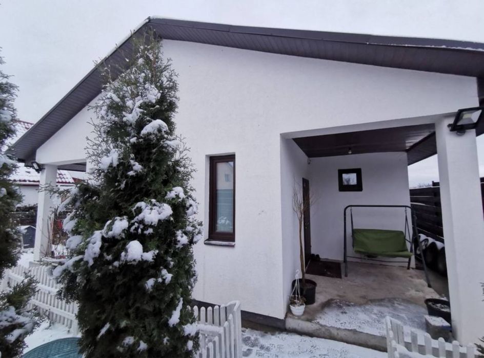 У продажі сучасний будинок з ремонтом