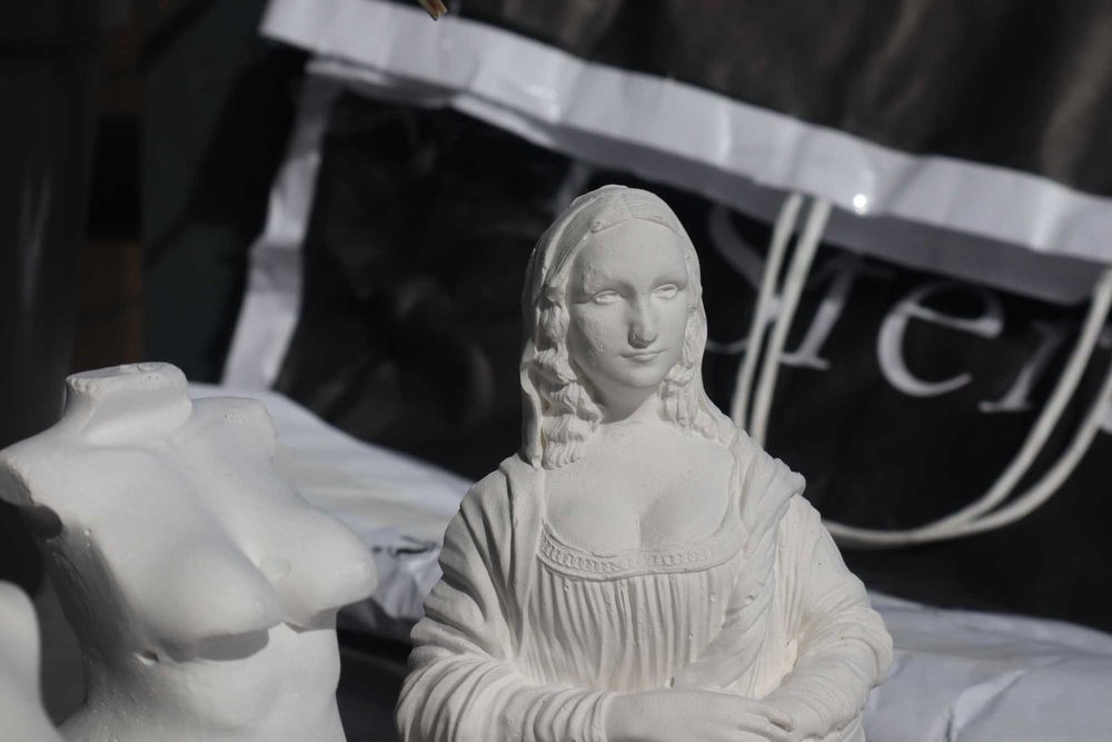 Peça em gesso da icónica Mona Lisa