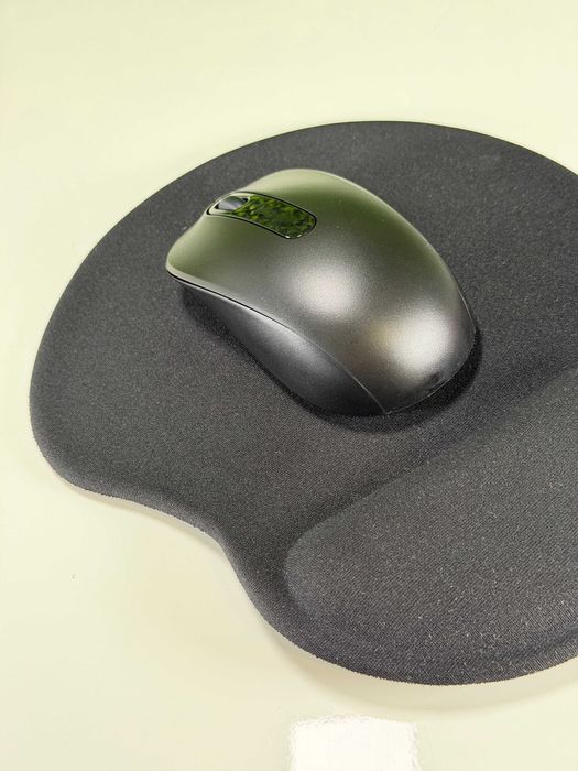 Pack Ergonómico: Rato Microsoft + Mouse Pad com Apoio de Pulso