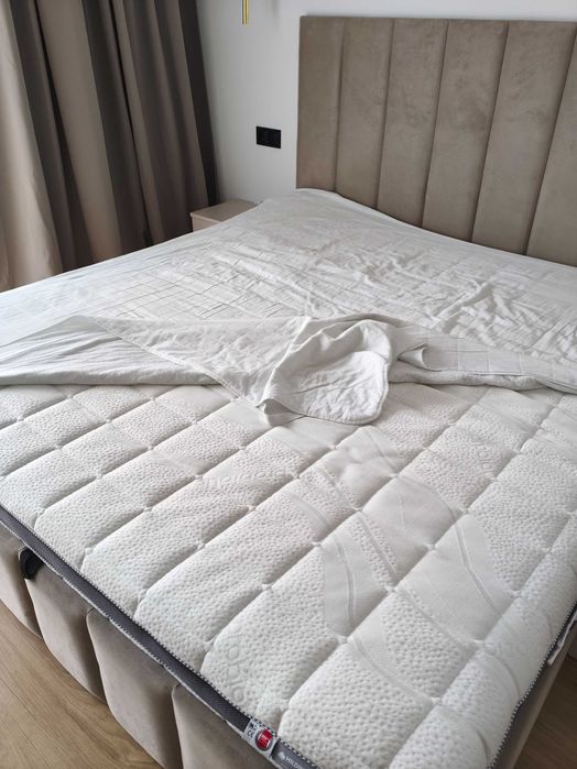 Materac Holding 180x200