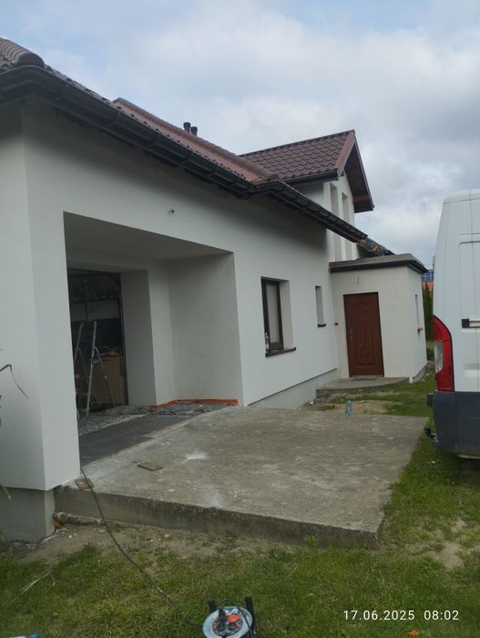 Usługi remontowo budowlane