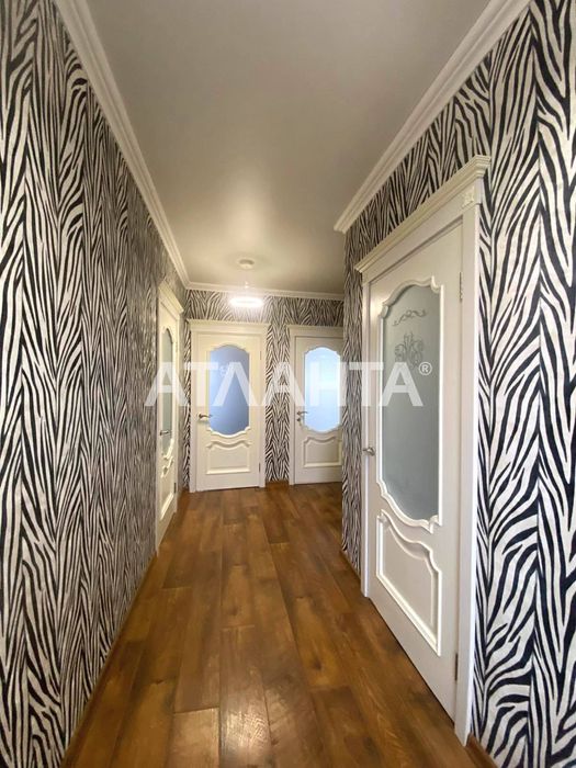 Будинок у передмісті Одеси /Великий Дальник.