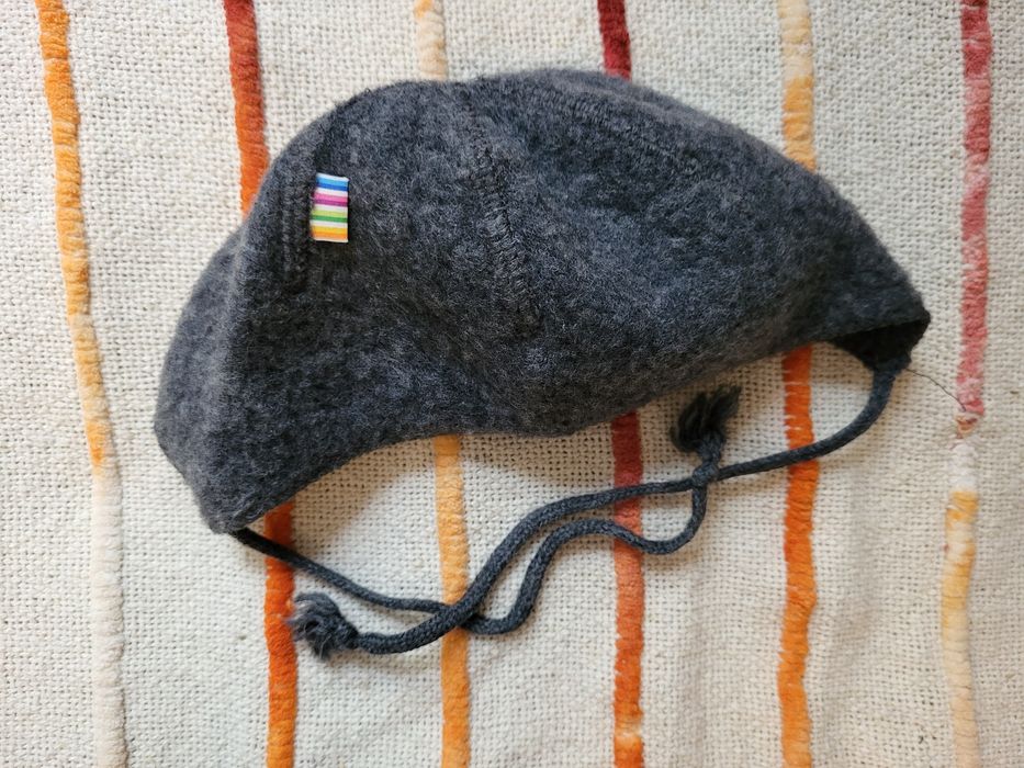 Czapeczka merino dla noworodka