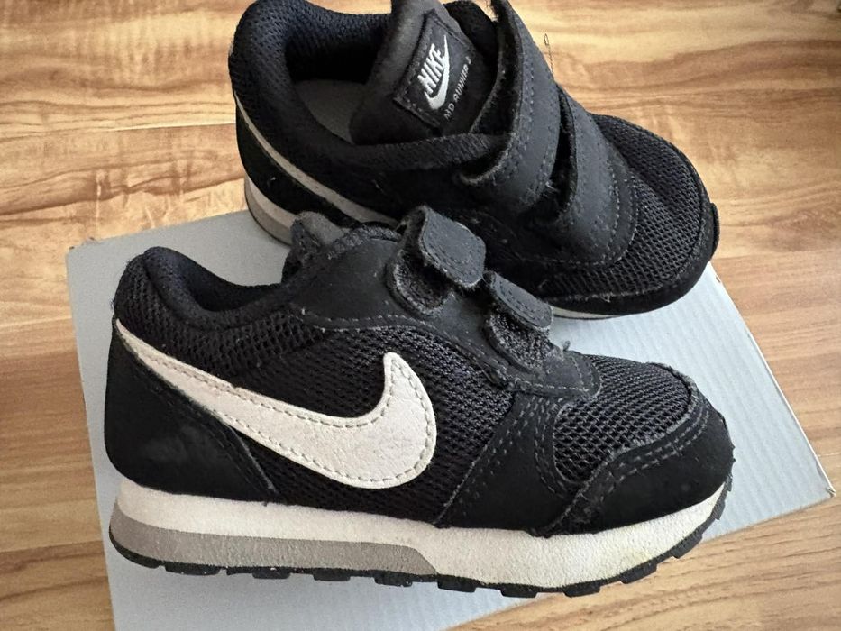 Buty dziecięce Nike rozmiar 22