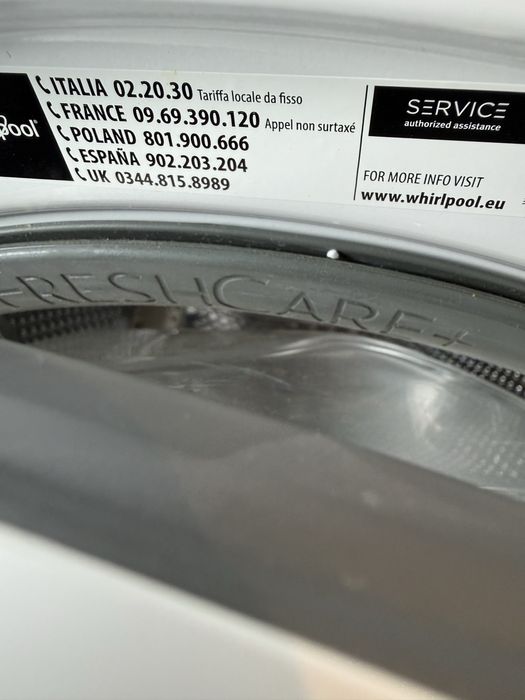 Продам пральну машинку     Whirlpool FWSF61053W EU