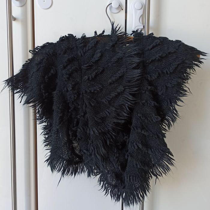 Czarny szalik damski