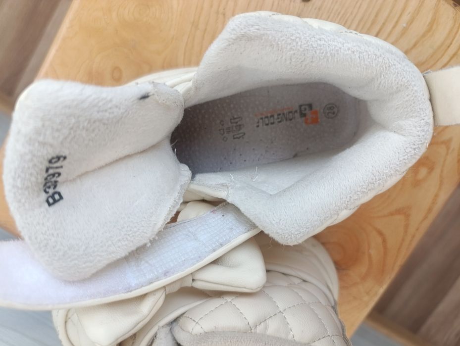 Ботиночки для дівчинки