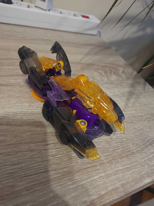 трансформер Screechers wild S2 L3 Хантер