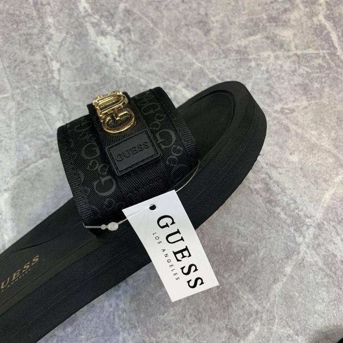 Шлепки Guess 37, 38,39 оригінал