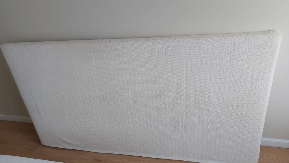 Cabeceira de cama de casal