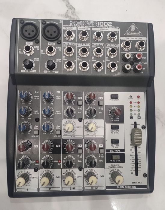 Продам мікшерний пульт Behringer Xenyx 1002