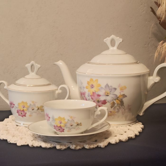 Porcelanowy serwis do kawy/herbaty Bremer &Schmidt