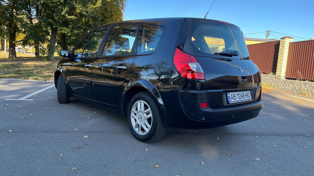Renault Scenic II (довга база)