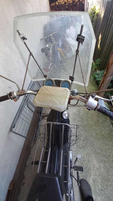 Мотоцикл с.Нежухів