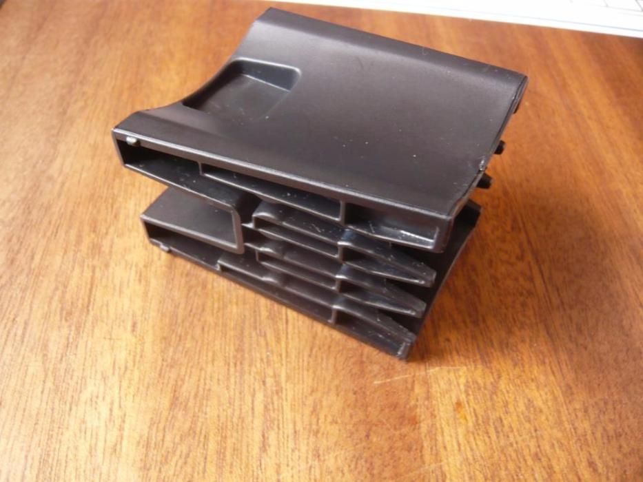 Separador copos consola Toyota Auris