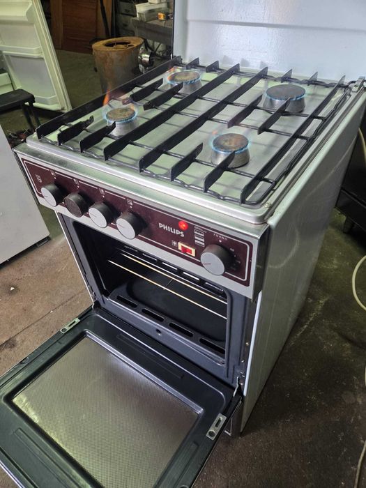 Fogão e forno phillips em bom estado 85x50x50