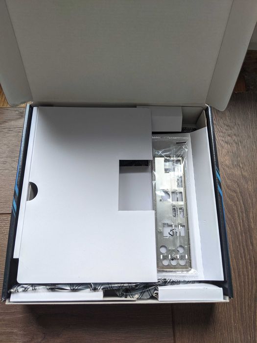Asus PRIME B560M-A AC з вайфай  WIFI модулем
