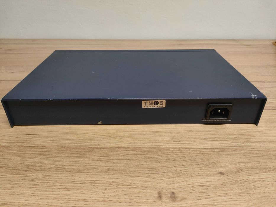 Switch Netgear FS516