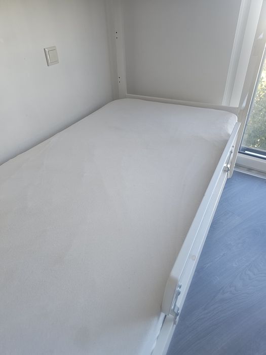 Beliche branco ikea MYDAL +Gavetão