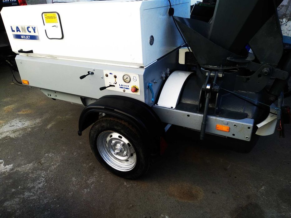 BUILDIBET - ALUGUER DE MÁQUINAS PARA BETONILHAS