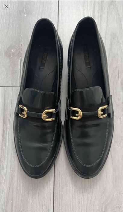 Шкіряні лофери Clarks
