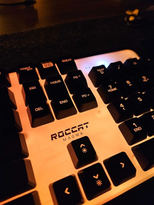Klawiatura Roccat Magma RGB membranowa
