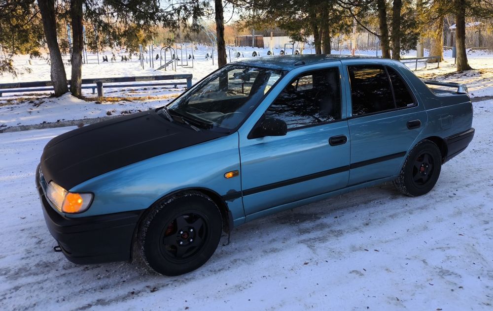 Nissan Sunny 1.4 бензин 1995 року авто в хорошому стані Санні Ніссан
