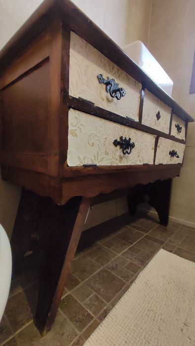 Móvel de casa de banho personalizado