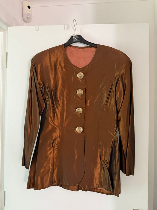 Casacos vestidos blusas senhora