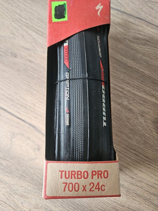 Opona Specialized Turbo PRO  700x24c [24]