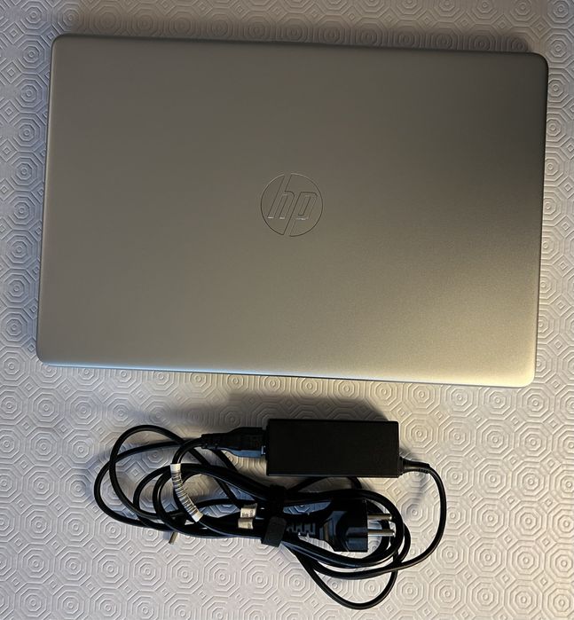 Portátil HP 15S-FQ2052NP I3 (Garantia até 09/2029)
