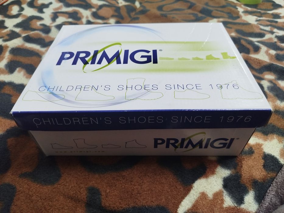 Кросівки підліткові