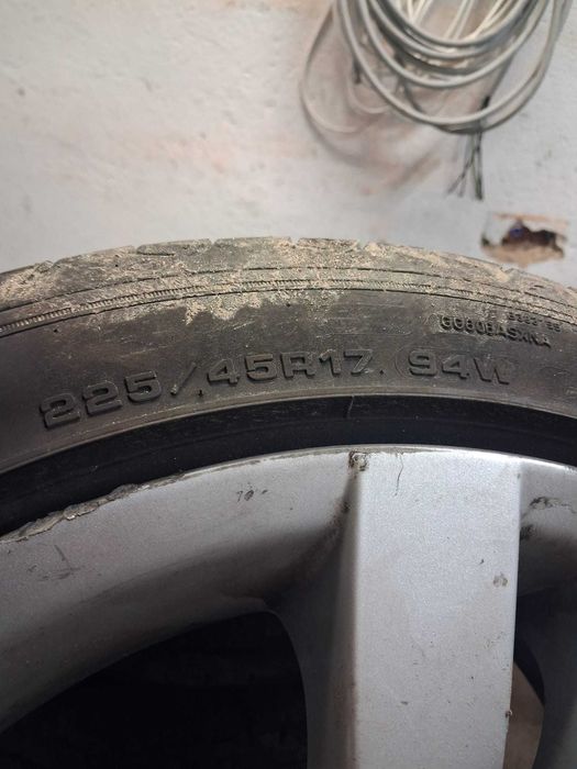 Koła BMW 5x120 letnie 225/45/17 GoodYear