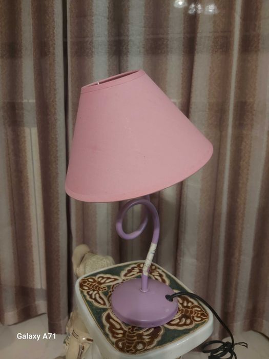 Candeeiros de teto e de mesa