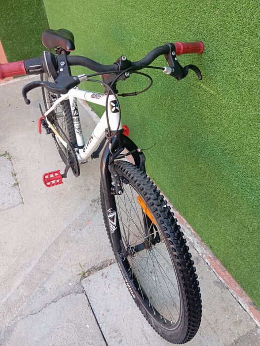 Bicicleta montanha Btwin rockrider 300