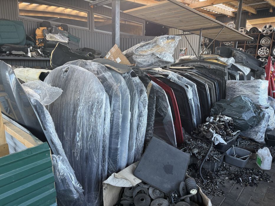 Авторозборка BMW Е38 E39 E46 E53 E65 E60 Е61 Е66 Е70 Е90 Е91 Е87 БМВ